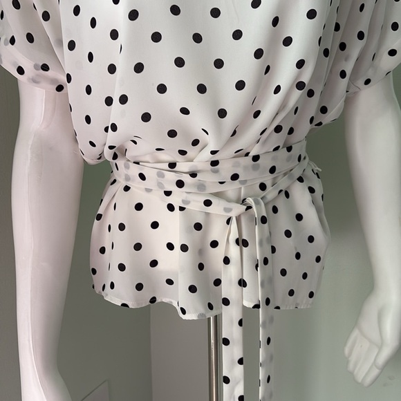 Express Black and White Polka Dot Belted Blouse XS - Picture 3 of 7